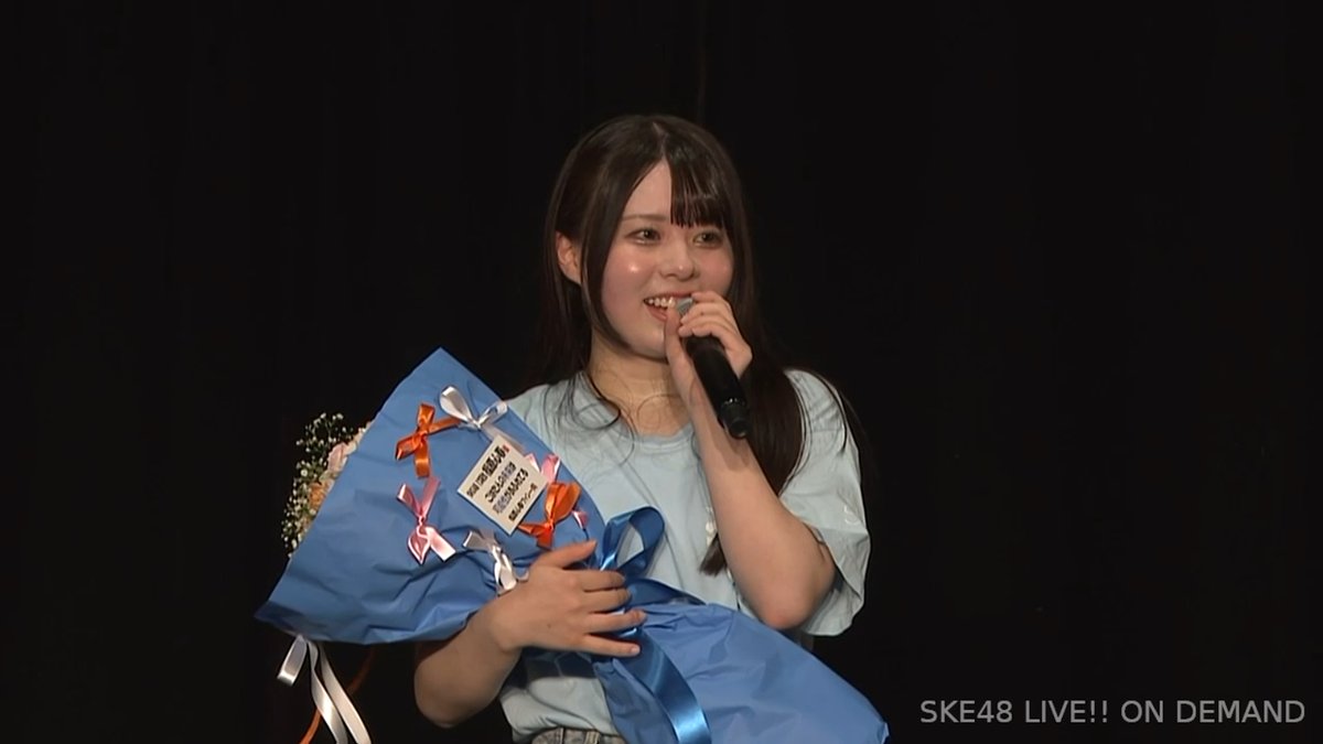 SKE48rkpmtm's tweet photo. #可能性こそが未来 #SKE48 ＃福原心春　
こはたん公演最後の挨拶

本日、劇場公演にお越しくださった皆様も、配信でご覧になってくださる皆さんも、今まで少しでも福原小春のことを応援してくださった方全員に、本当にお礼を言いたいです。ありがとうございます。

やっぱり私は、アイドルという職業に対して、自分としても向ききれていないというか、アイドルになりきれなかったり、皆さんに対して「申し訳ないな」という思いをさせてしまうことだったり。期待通りの言葉をかけてあげられなかったり、期待通りの行動ができなかったりと、皆さんの期待に反するようなこともたくさんあったと思うんです。

でも、今まで温かい目で応援していただいて、ずっとそばに皆さんがいてくれたおかげで、ここまで頑張ることができました。本当に皆さんのおかげで、私のSKE48としての人生がとっても幸せなものになりました。本当にSKE48に入れて私は幸せです。今までありがとうございました。