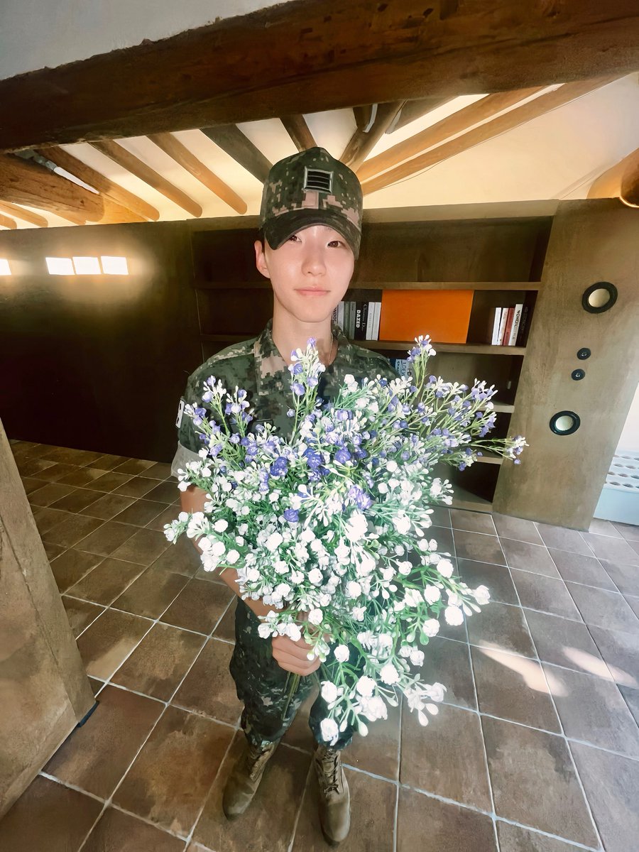waveen13's tweet photo. 너무 감동껴서 힘들다 이렇게 착순호랑이라고? https://t.co/6YCPHhffNS