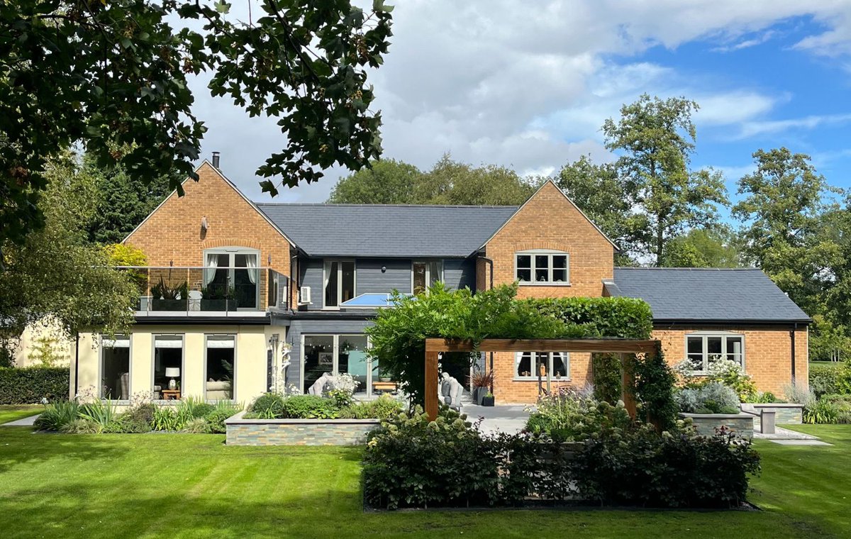 HDAMagazine's tweet photo. How cladding can play a key role in passive cooling:-https://t.co/psehOX4Xut https://t.co/zGCXMdsacy