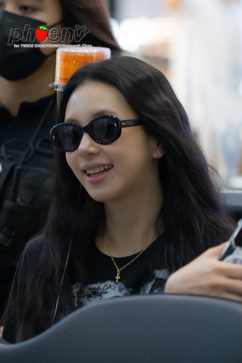 TwiceMalaysia_'s tweet photo. After 7 years, Chaeyoung is back in Malaysia. 🇲🇾 https://t.co/ZgMDQFFuyB