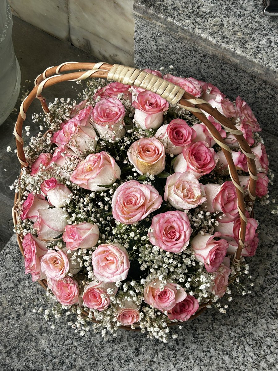 __rabiaaaa's tweet photo. 🌸 https://t.co/UQgfa68FEh
