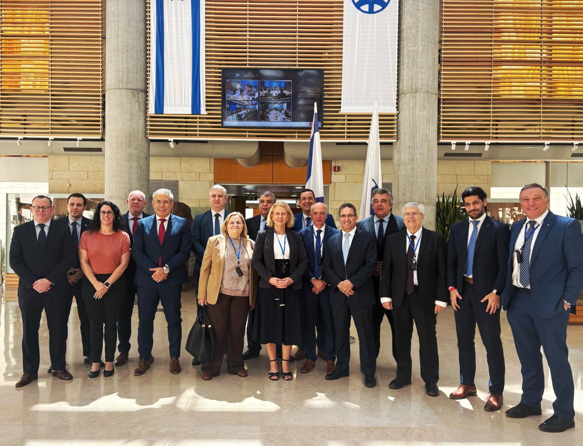 Israel en Uruguay tweet media