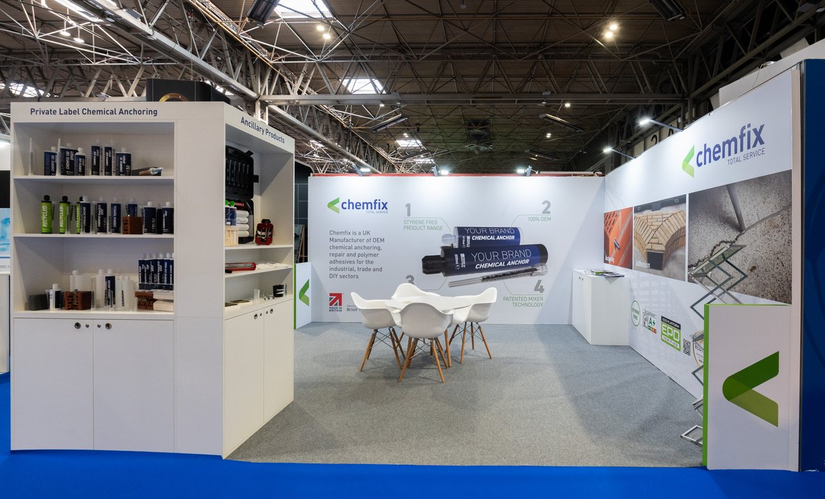 RHDisplays's tweet photo. 📐 At RH Displays &amp; Exhibitions, we create bespoke exhibition stands to suit every objective, budget and exhibition space.

🚀 This custom 5m x 3m stand for CHEMFIX  at InstallerSHOW is a perfect example of how a smaller stand can still make a big impression. https://t.co/PVaPg5XZCc