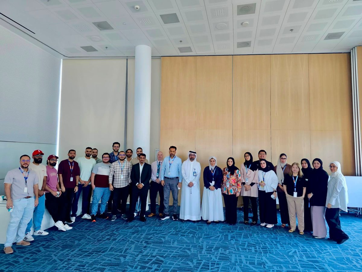giggulf's tweet photo. A strong and motivating start to a new journey of success!

Our Bahrain team gathered today to celebrate the launch of our new Summer Offer and War Cover add-on.

#GIGGULF #Bahrain #SummerOffer #WarCover #Insurance https://t.co/U83bGDU1kf