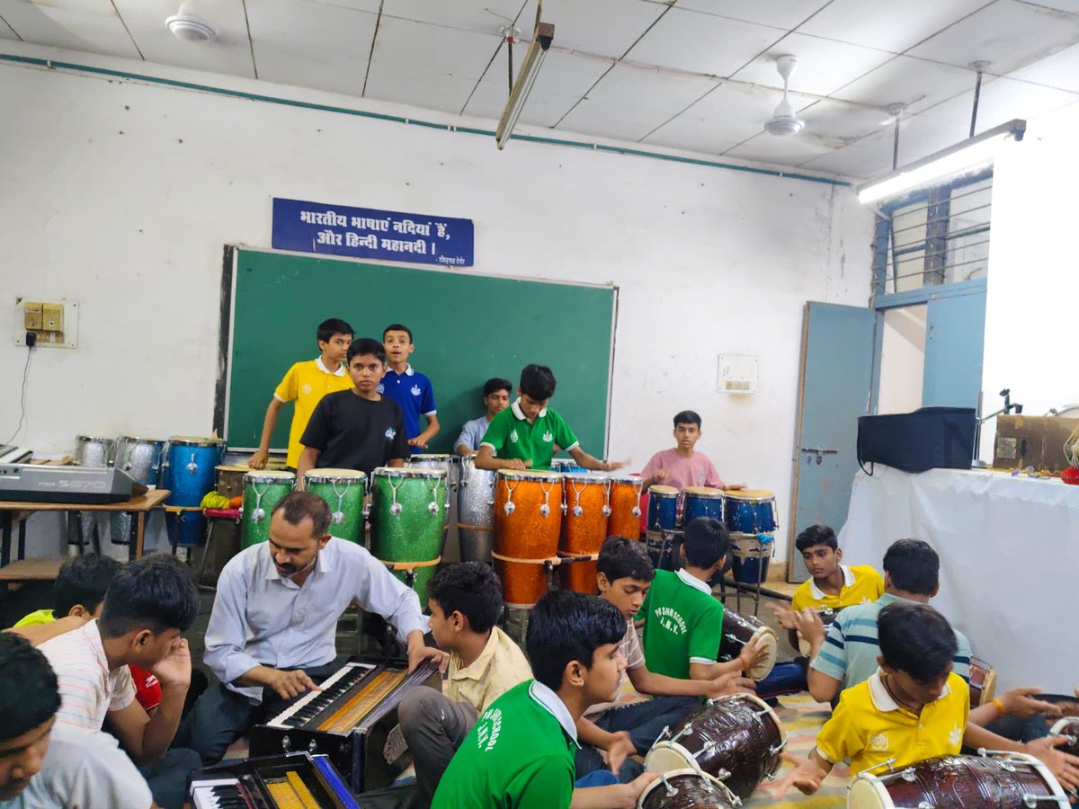 jnvratibadbpl's tweet photo. PM SHRI Activities | Holistic Learning in Action @ PM SHRI School JNV Ratibad, Bhopal #PMSHRI #JNVRatibad #NavodayaVidyalaya #HolisticEducation #NEP2020 #ArtIntegratedLearning #Yoga #IndianClassicalDance #MusicEducation #StudentDevelopment #PMShriSchools #EducationForAll
NVS-HQ https://t.co/7Eult9Xke2