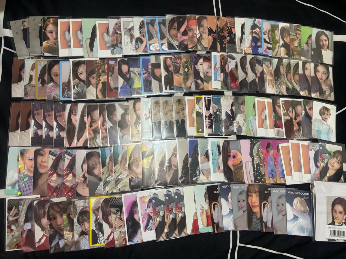 hawcheap_ph's tweet photo. Hello! Payday sale will start tomorrow at 3PM onwards!

Price starts at 10 pesos and all are onhand!

Rules:
- Comment and notification basis, no dms (will not entertain)
- DOP is August 1 (no extension)
- Strictly no cancellation 
- tingi and small sets

Additional information:

Bawal po ang "will not push if hindi na available ang isa" so make sure na you're 100% certain sa im-mine kahit hindi na available ang iba. 

Note: If claiming unsealed albums, make sure you are willing to pay higher shipping fee since mabigat po if 3 albums and up ang kukunin.

No deleting of comments as well. Auto block if ganiyan. 

Please help retweet! Tysm 💗💚