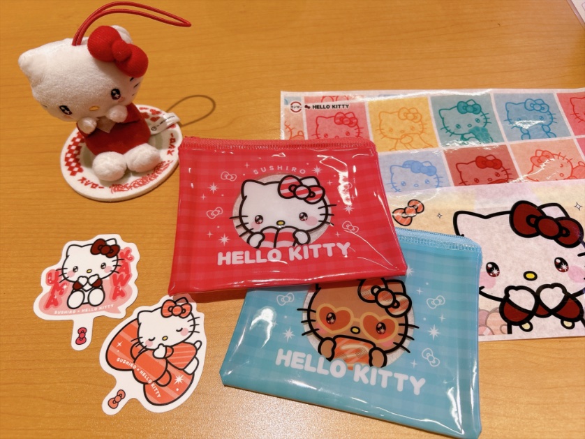 Akira_trpg_'s tweet photo. スシロー行ったら可愛いものがあって予想外の散財───── https://t.co/qKsOdDEC9L