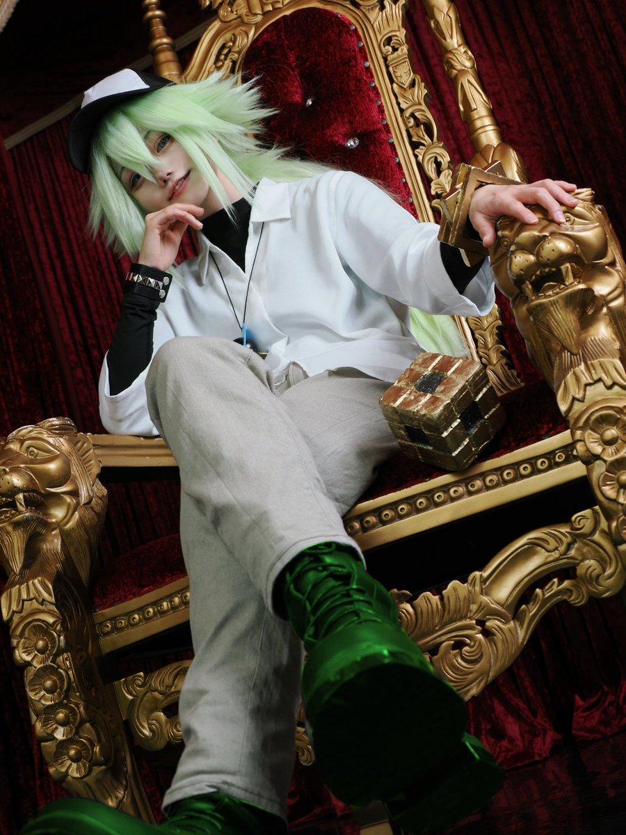 Oo0__00oO's tweet photo. ※cosplay ※ポケモンBW ※N

________________
……さあ
決着を　つけよう
________________ https://t.co/FHgjWSvNp2