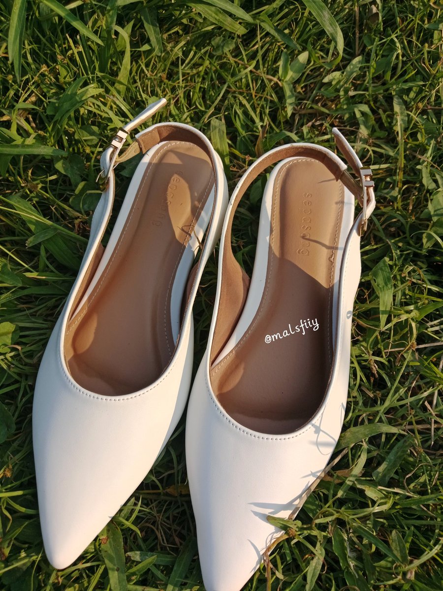 marklezmar's tweet photo. FINALLY..... nemu heels local brand sebagus inii😭💗 buat yg suka heels yg ga begitu tinggi ini cocok banget sih ❗ https://t.co/0vOHHXlP7D