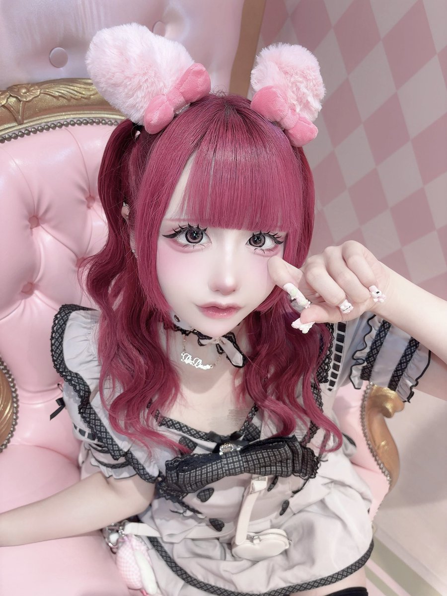 Oxzuw_'s tweet photo. 目移りなんて許しませんので！＞ᵕ＜🎀💕 https://t.co/E9tDctrSAq