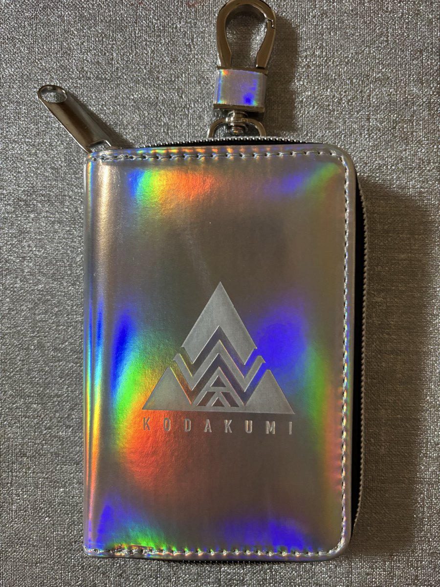 fu0512's tweet photo. キーケース届いた✨
メルカリ沢山出品されてる🤔
#倖田���未
#キーケース https://t.co/RUD80eqOzw