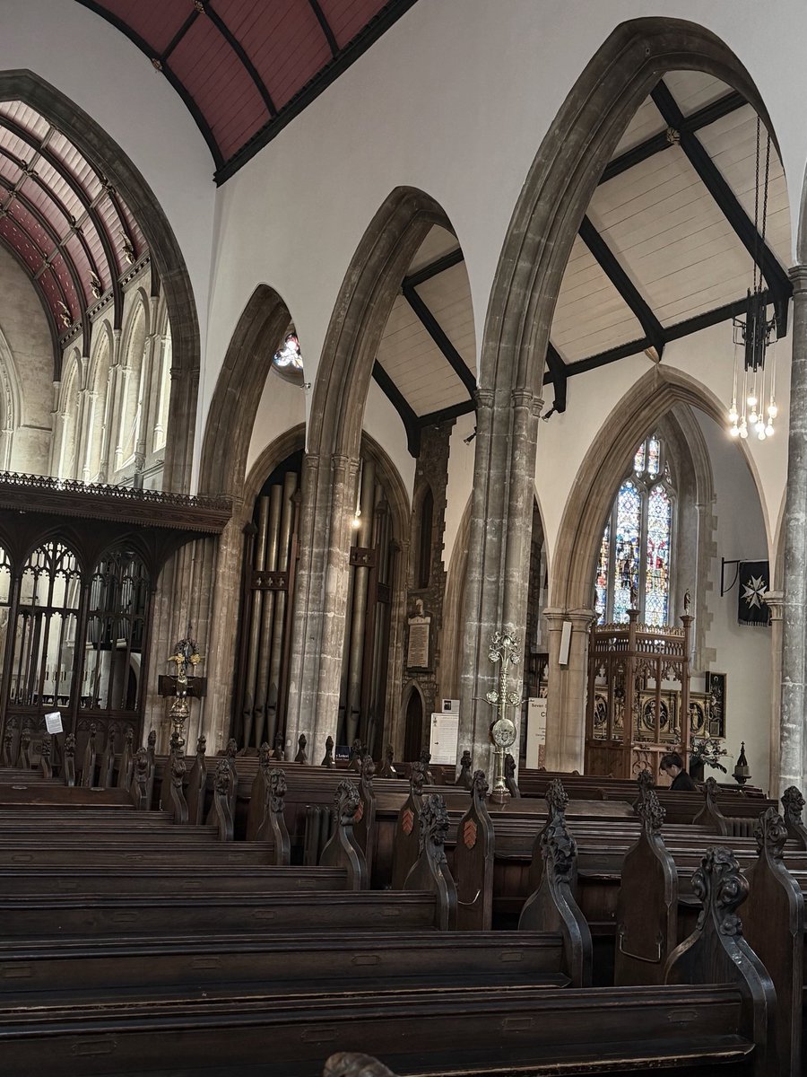 ravensbitee's tweet photo. cathedrals are so beautiful https://t.co/daRrn4J1fQ