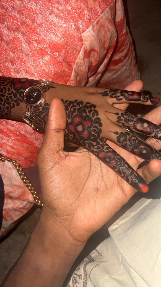 AlameeenFx's tweet photo. Wifeeeyyy 🥰 https://t.co/Bb8fXvQAAA
