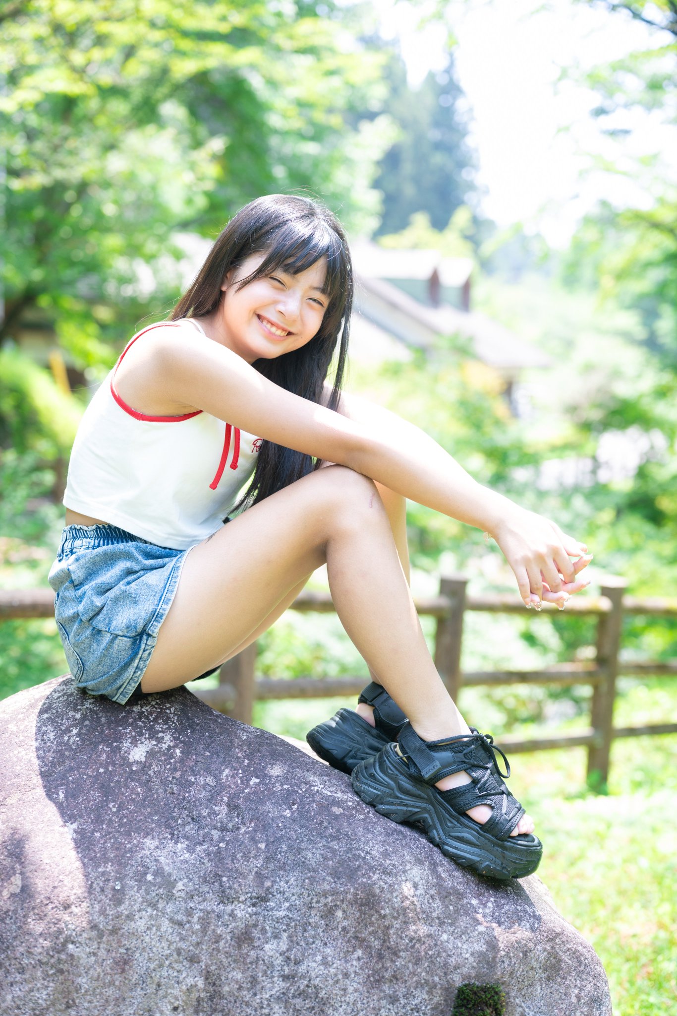 runa - Search / X