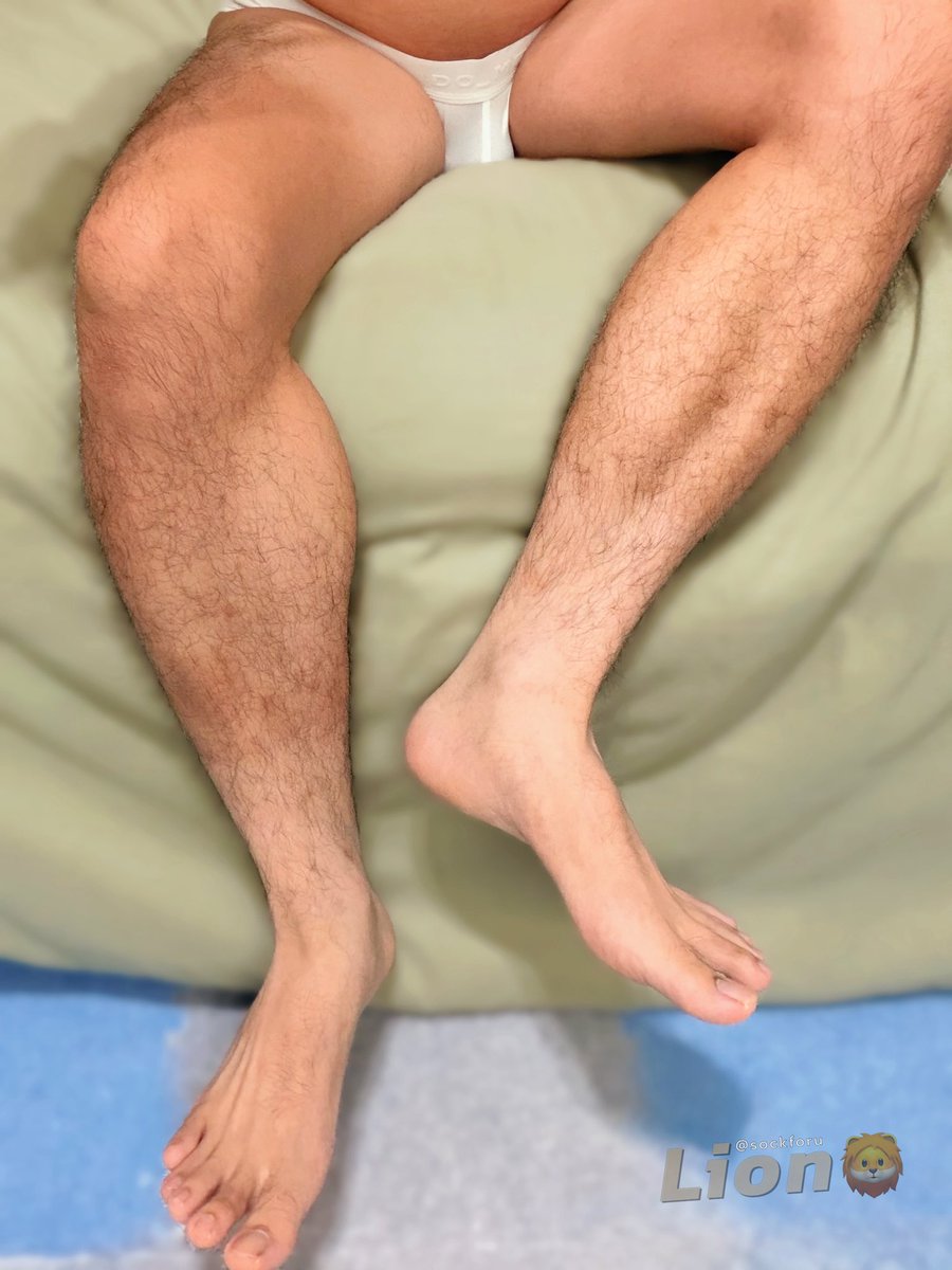sockforu's tweet photo. 腿毛好多反而羨慕無毛腿😍 https://t.co/vm5qF89LxY