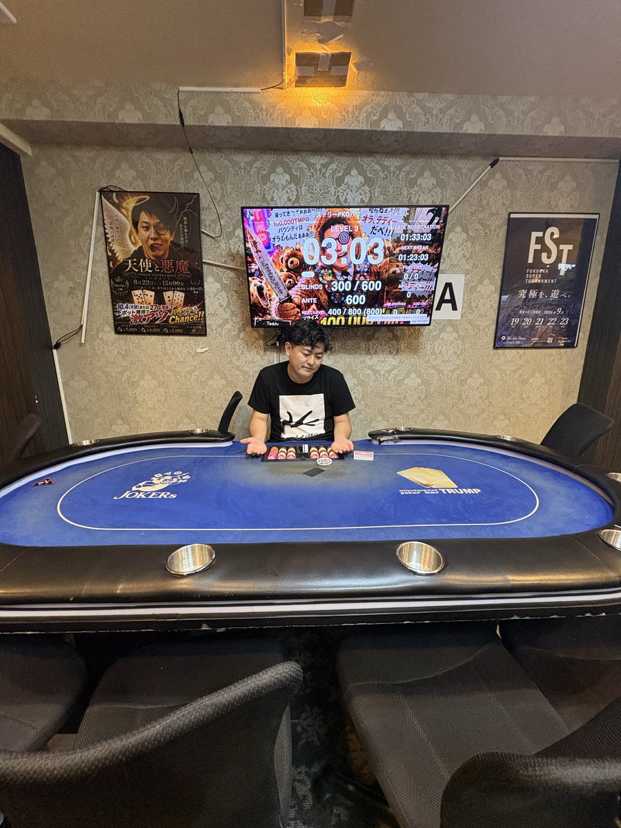Teddy_poker's tweet photo. えっと、嫌われてますか？自分

ほんとにほんとに待ってます！！！
人が来なかったら次回は着ぐるみ着ます！！！！！！！！

ほんとに待ってます！！！！！ https://t.co/1r1m1ipFUS