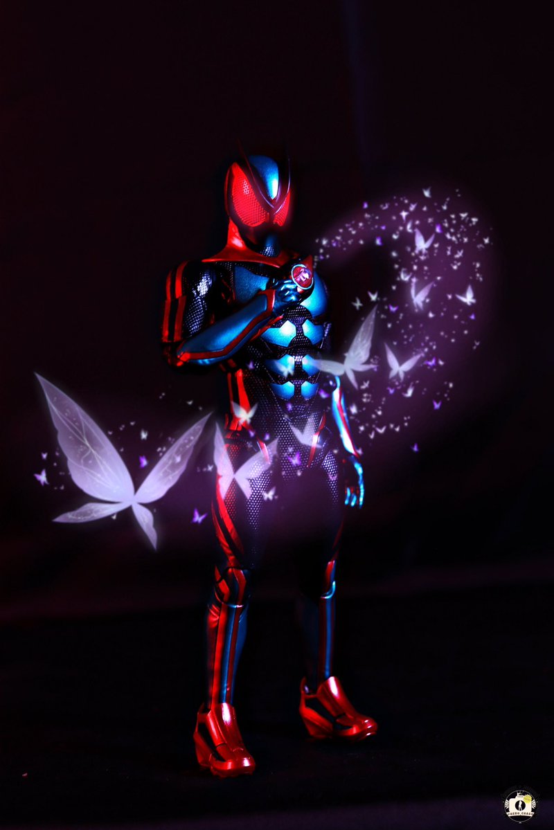 HERO_Chaso's tweet photo. Butterflies dance in the sky

#仮面ライダー
#仮面ライダーゼッツ
#特撮
#オモ写 
#t_shf 
#フィギュアーツ写真部
#フィギュア撮影友の会 https://t.co/NgjZrFkPLJ