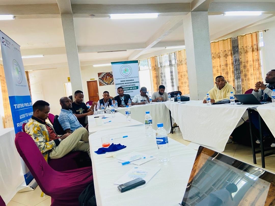 ImroRwanda's tweet photo. 1/4

Today, under the #TUBITEHOProject, IMRO Rwanda is convening a 2-day sensitization workshop for journalists and social media influencers on harm reduction, addiction, and the minimum package of services available to People Who Use Drugs  in Rwanda.
#Harmreduction https://t.co/pbiEKqYnon