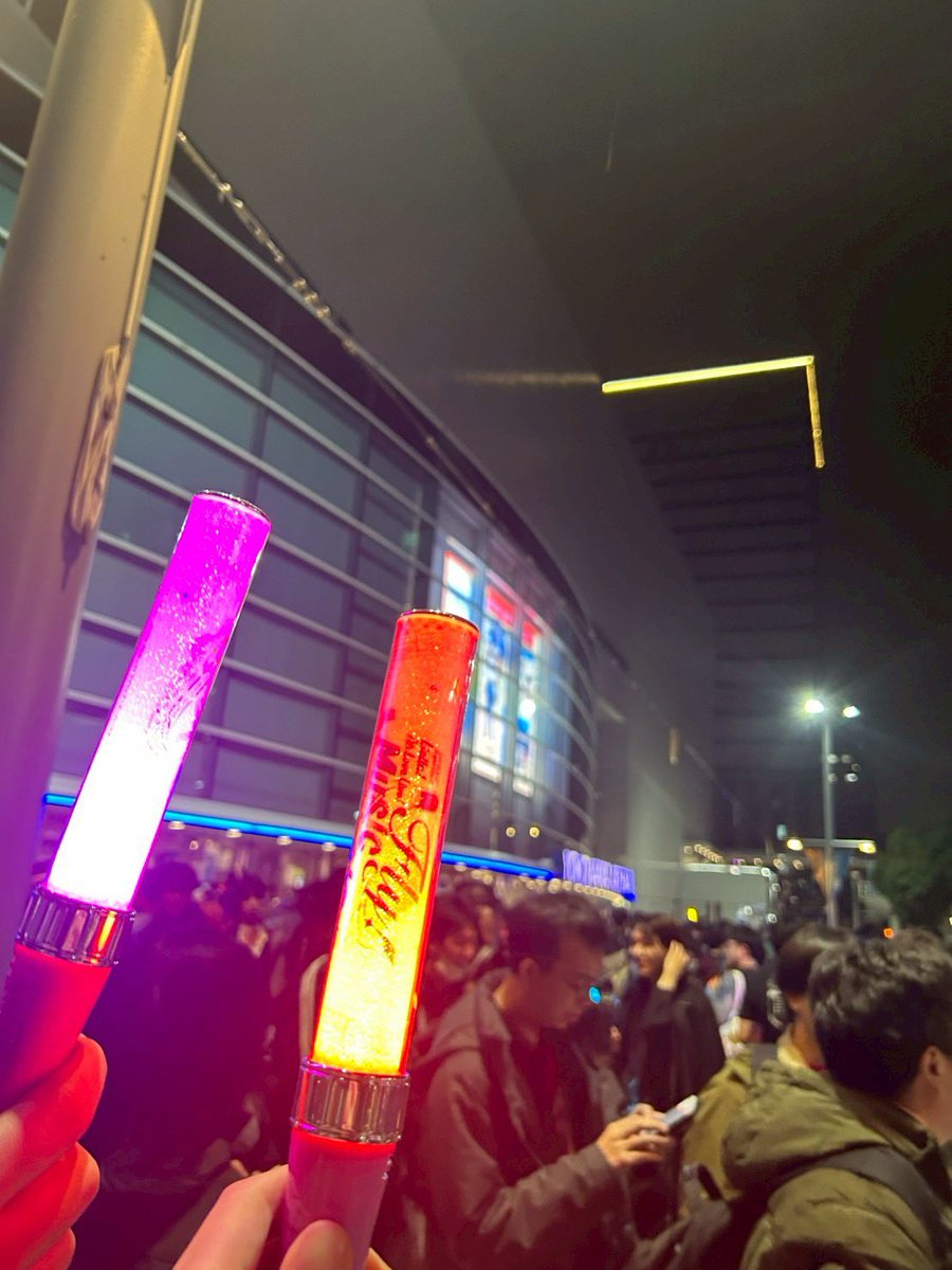 raintakeuwithme's tweet photo. Liellaの推し活半年くらいの初心者です🔰
Xや現地でのエンカ等で交流してくださるとまるです🙆‍♂️
推し活の為にタバコとエナドリ節約中
いいね、RTでお迎えいきます！
#Liella
#ラブライバーさんと繋がりたい
#ちゅーとりえらいぶ2026 https://t.co/Cn2tfrCB4I