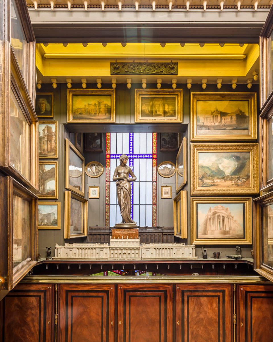 SoaneMuseum's tweet photo. There's always room for more paintings, right? 🖼️

Sir John Soane certainly thought so – turning this 13ft-square room in his home into an extraordinary gallery space, with a design that feels just as innovative today as it did 2 centuries ago. Learn more: https://t.co/6TPbFau72r https://t.co/p9qFQHGTRY