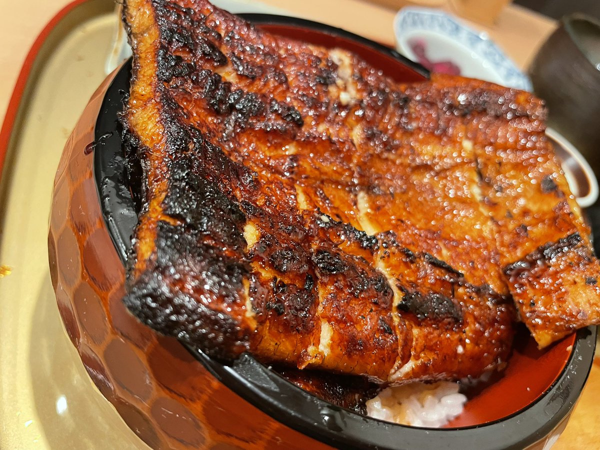 uyu2ks's tweet photo. 鰻食べた https://t.co/xWGErE9lSC