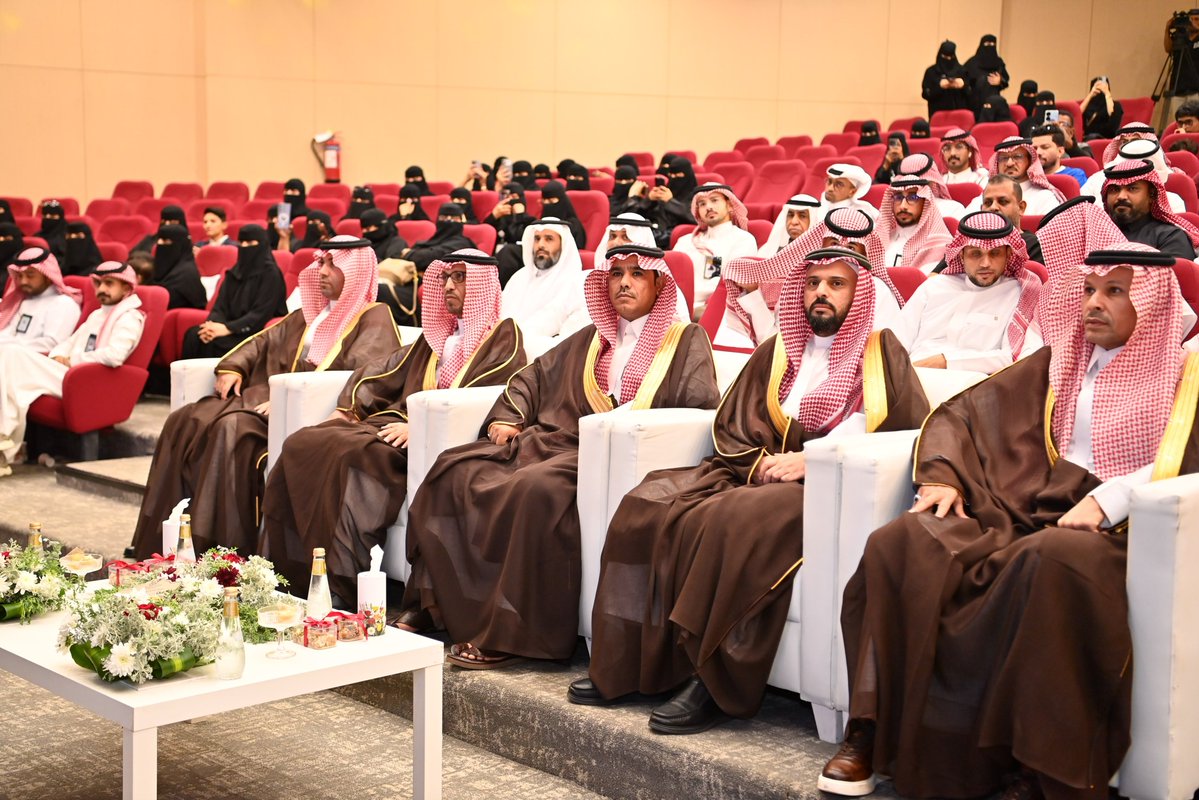jazangov's tweet photo. حضر وكيل #إمارة_جازان المساعد للشؤون التنموية م. محمد الأحمري حفل برامج و مبادرات جمعية روح الصحية بالمنطقة. https://t.co/IoMW6mwBmL