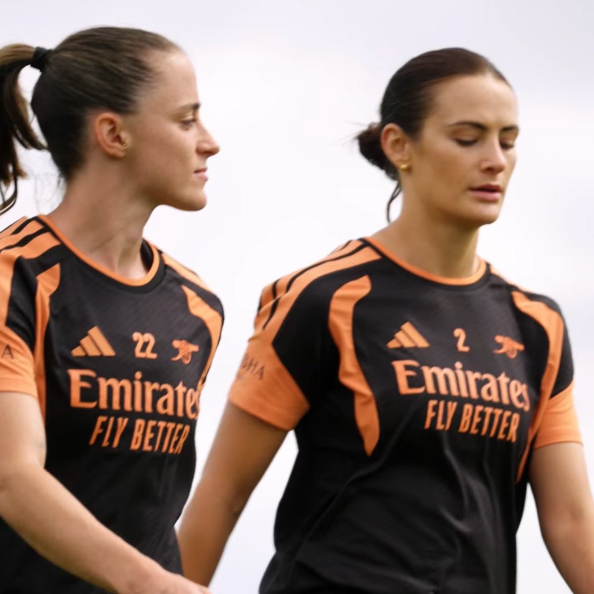 awfcabrams's tweet photo. my fullbacks bonding already🥰🥰🥰 https://t.co/5IULAIhXn3