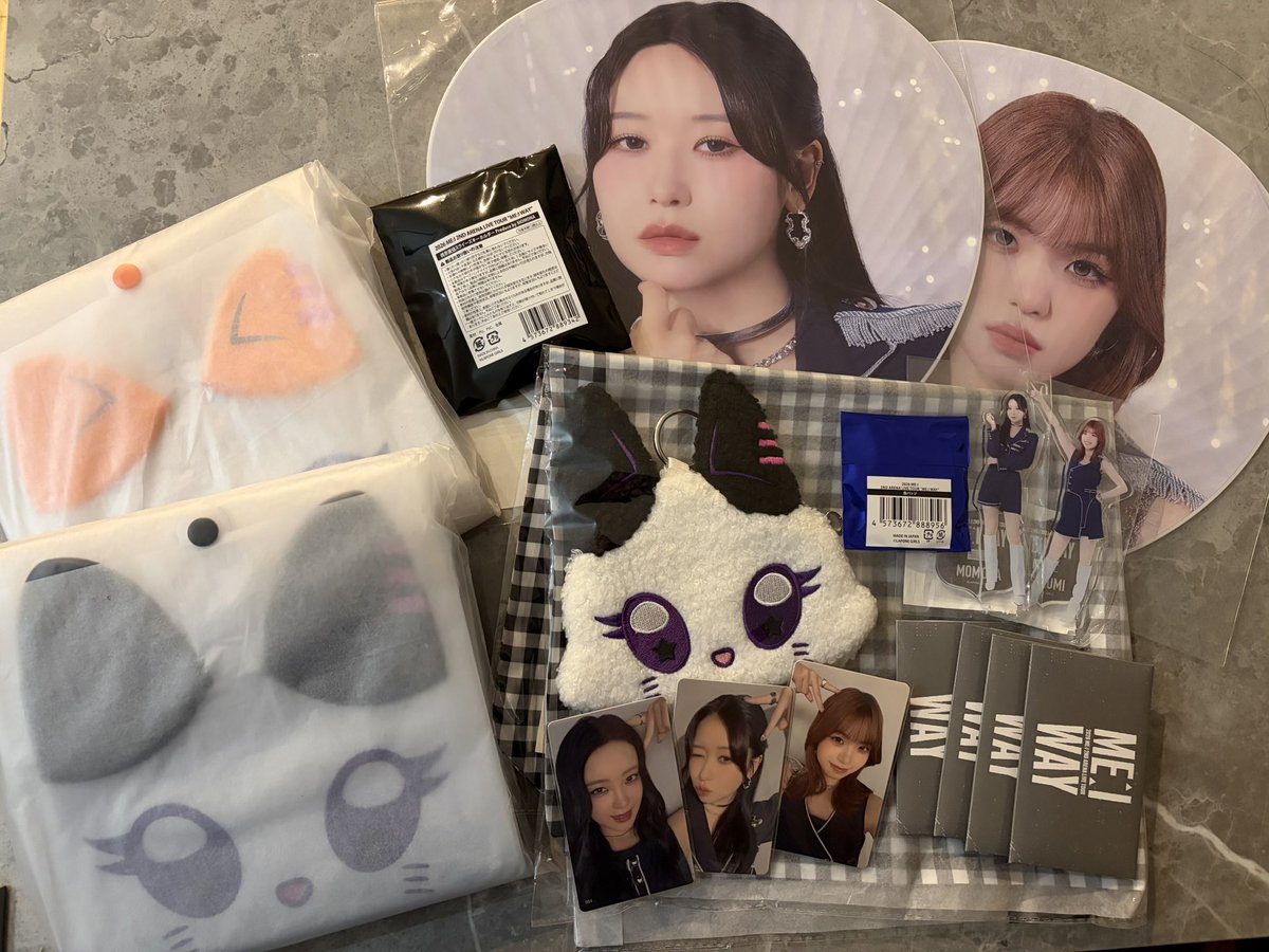 bw10202's tweet photo. 無事に届いたー！！😭✨7000トレカがみうもも鼓っていう神引きしすぎてて全てを許した🫶 https://t.co/2IfvIB4x2t
