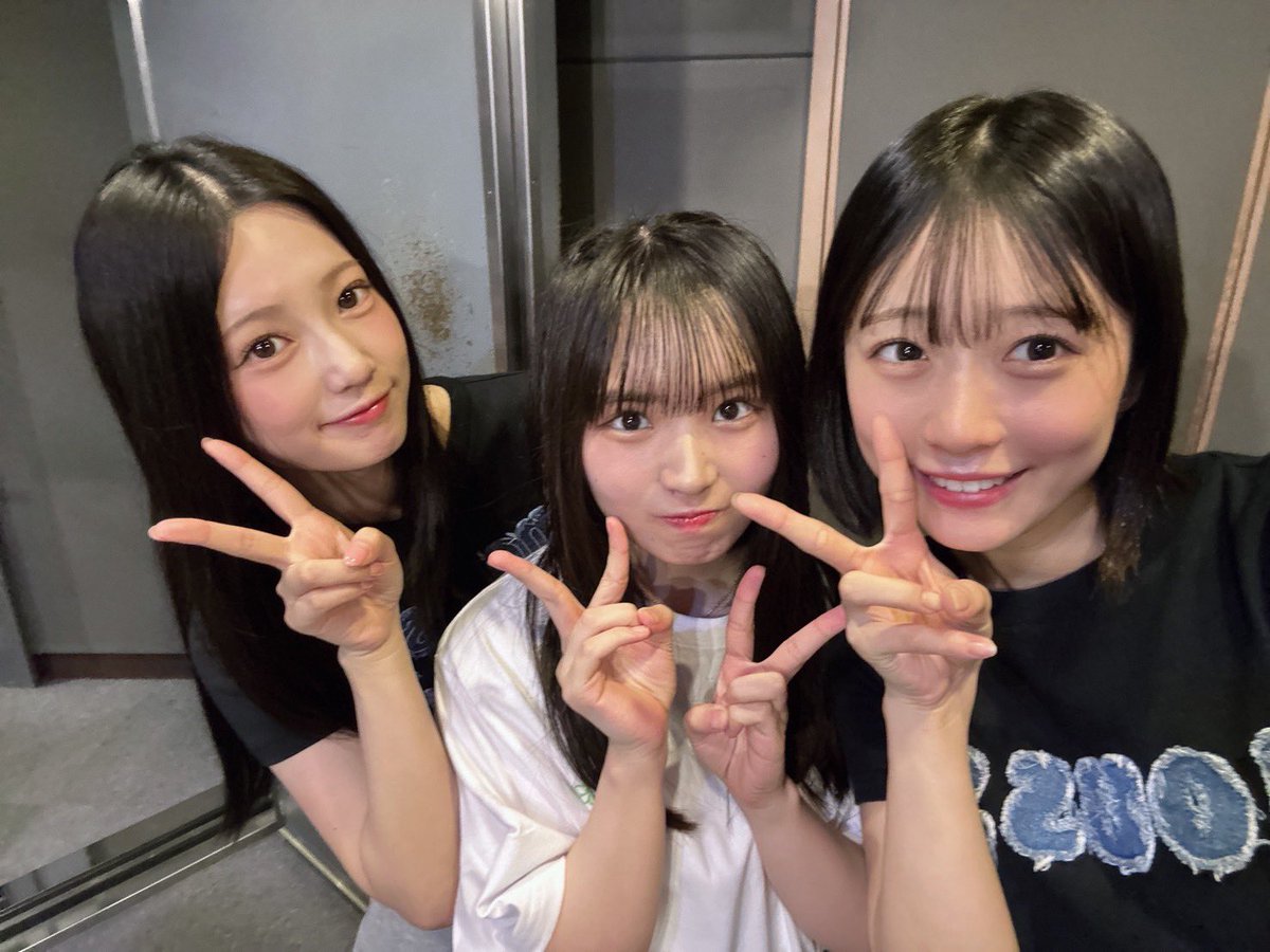 BOKUAOofficial's tweet photo. ＼レギュラーラジオ📻／

#fmfuji
GIRLS♡GIRLS♡GIRLS =FULL BOOST=
「僕青の☆想像のななめ上ラジオ！」

放送ありがとうございました✨

#想なめラジオ で皆さまの感想をお待ちしてます❣️

次回は【8/5(水) 20:00〜】

▼聴き逃した方はこちら💁‍♀️
https://t.co/HV6Jg60QFO

@fmfujiggg @jocvfm #僕青 https://t.co/pPHBHra7uU