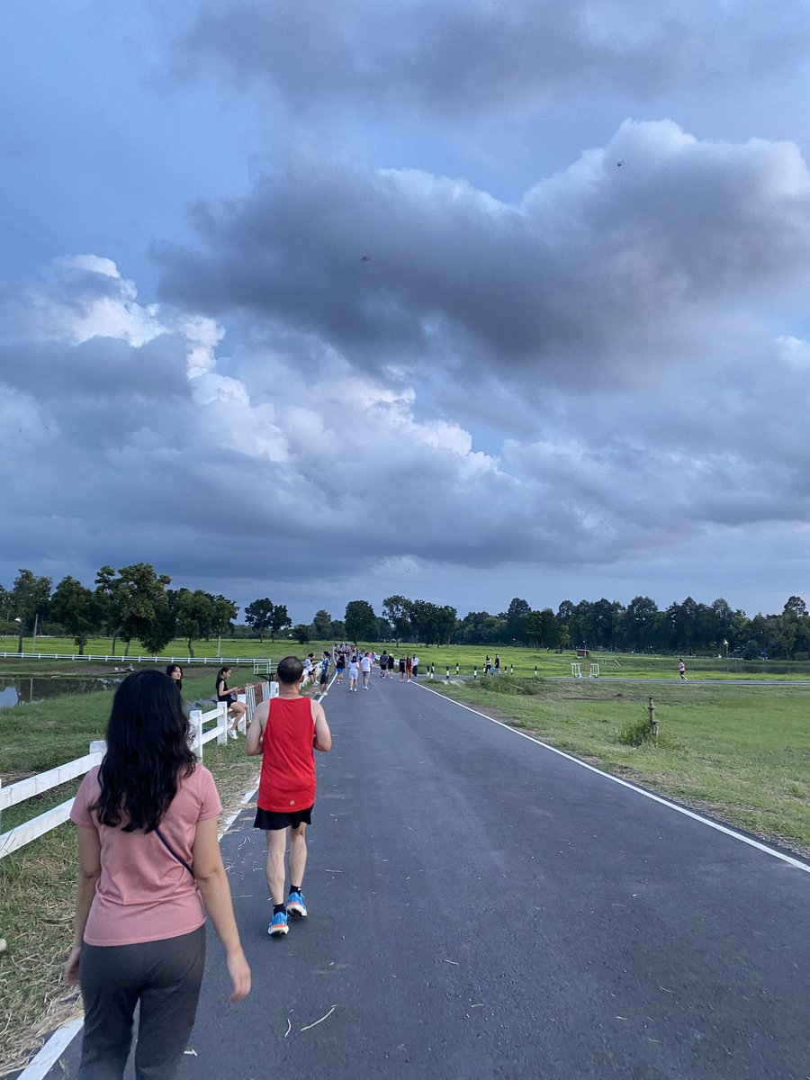 naxy00417's tweet photo. 🏃‍♀️ https://t.co/XbVytjO1UM