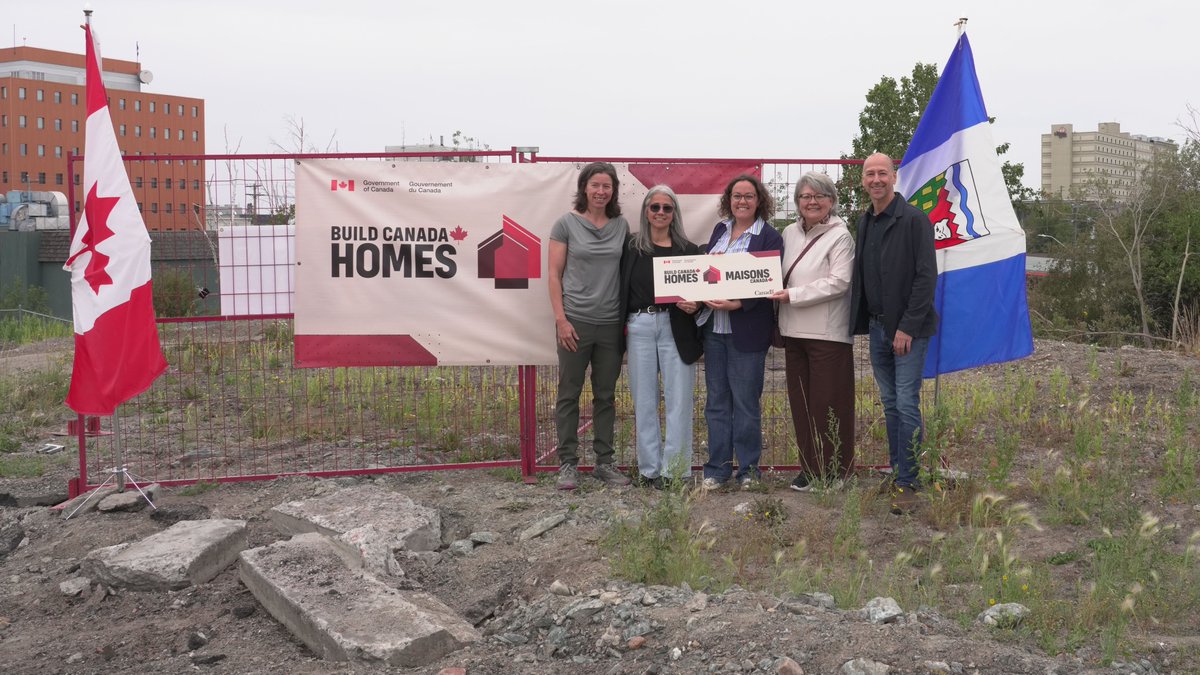 BuildCanHomes's tweet photo. Build Canada Homes marked a new partnership between the Government of Canada and Housing NWT to get more homes built in the Northwest Territories.

Learn more: https://t.co/toPU4CcnIF https://t.co/Z6oJv24WuA