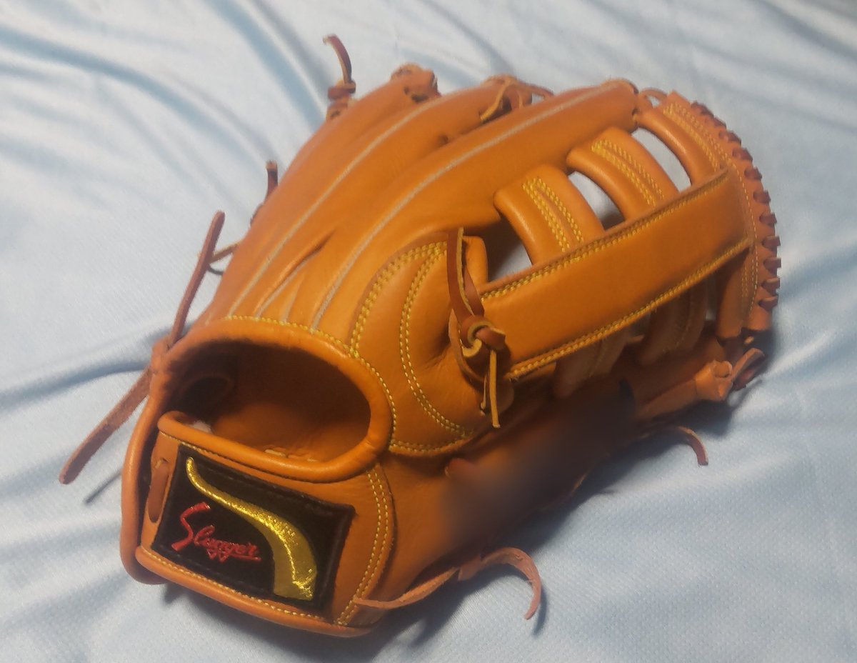 bplno's tweet photo. 周東選手が使ってるオールスターモデルっぽいのつくってたな👀 https://t.co/xa7aRUW9oE