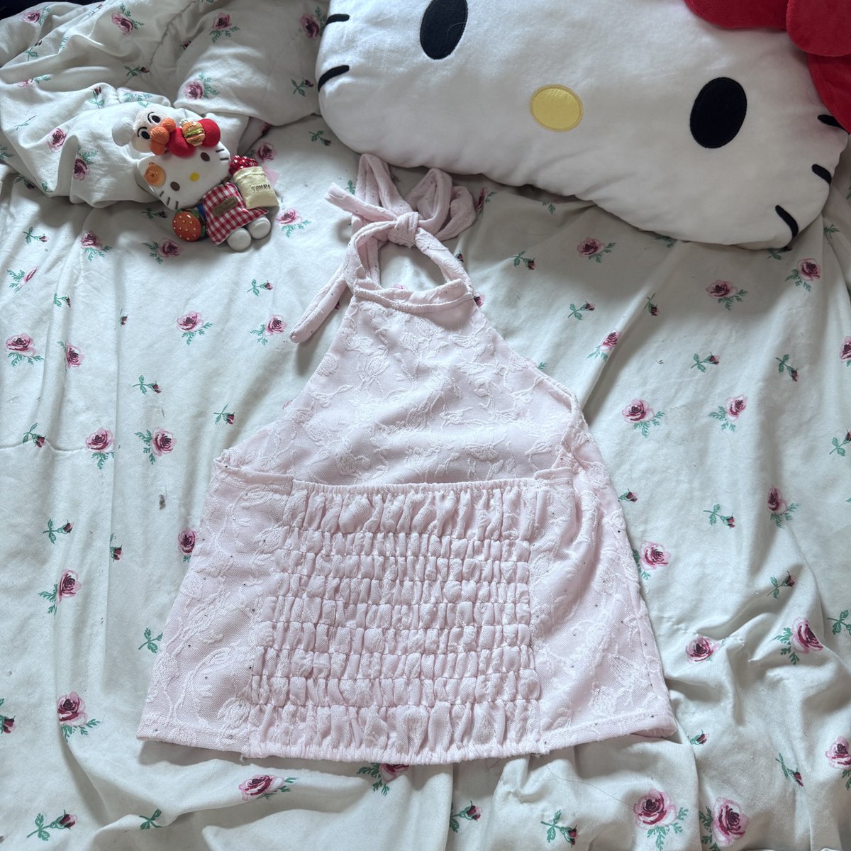 Fragile066's tweet photo. ￼เสื้อคล้องคอเพชร￼
ใส่ไป1ครั้ง
80 bath

#ส่งต่อเสื้อผ้า #ส่งต่อเสื้อผ้ามือสอง #เสื้อผ้ามือสอง #ส่งต่อเสื้อผ้ามือ2 #vghbkk #bemingbkk #cintageshop #stylistshop #โล๊ะตู้  #ส่งต่อกระเป๋า #เสื้อผ้ามือ2 https://t.co/NpDx8Ro1YA