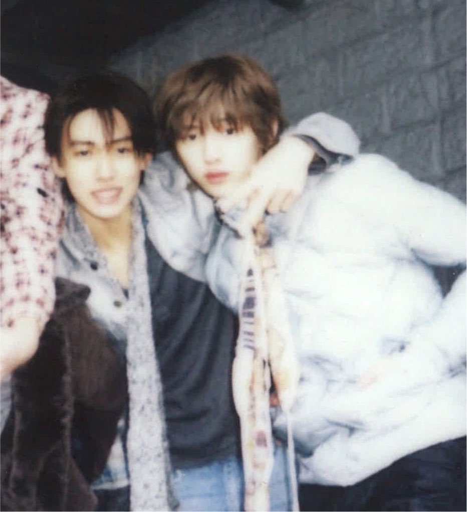 myomyogi2_'s tweet photo. 나 믿친년 될 거 같으니까 둘이 붙어있지마... https://t.co/bdEIDq5nfN