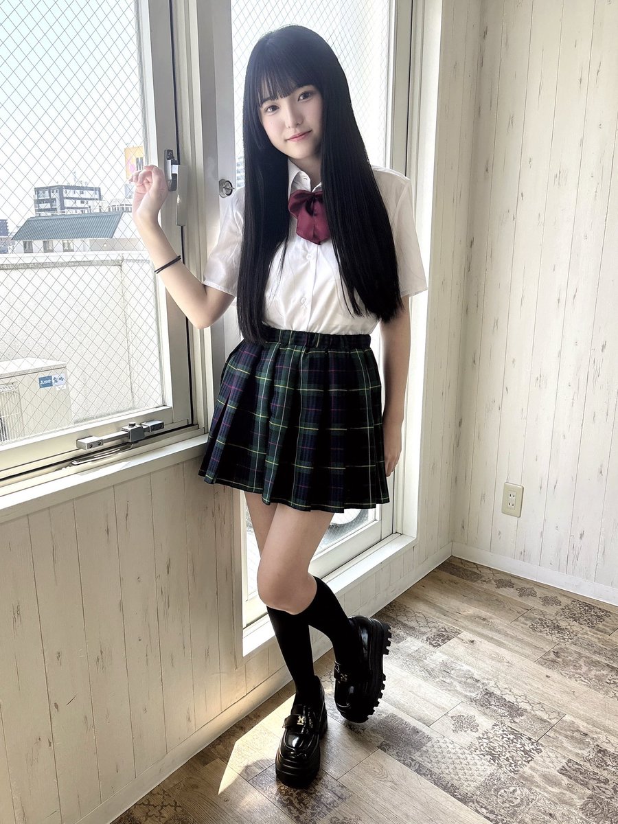 osu_ririka's tweet photo. 今年の夏は一度きり、全部君と過ごしたいの！🌺🩵 #中学生アイドル  #中学生モデル  #名古屋アイドル  #jc3 https://t.co/CMl8TNSxwR