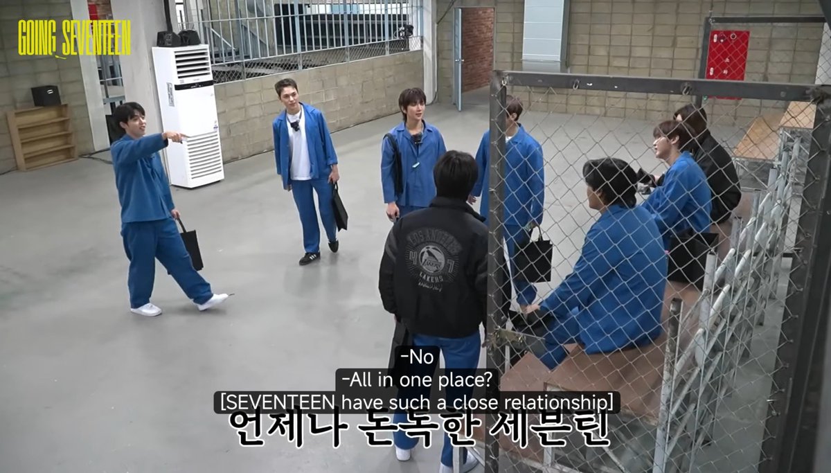 jeonghannisms's tweet photo. "seventeen have such a close relationship" while they are betraying each other over spoons 😭 https://t.co/5ynVl13x94
