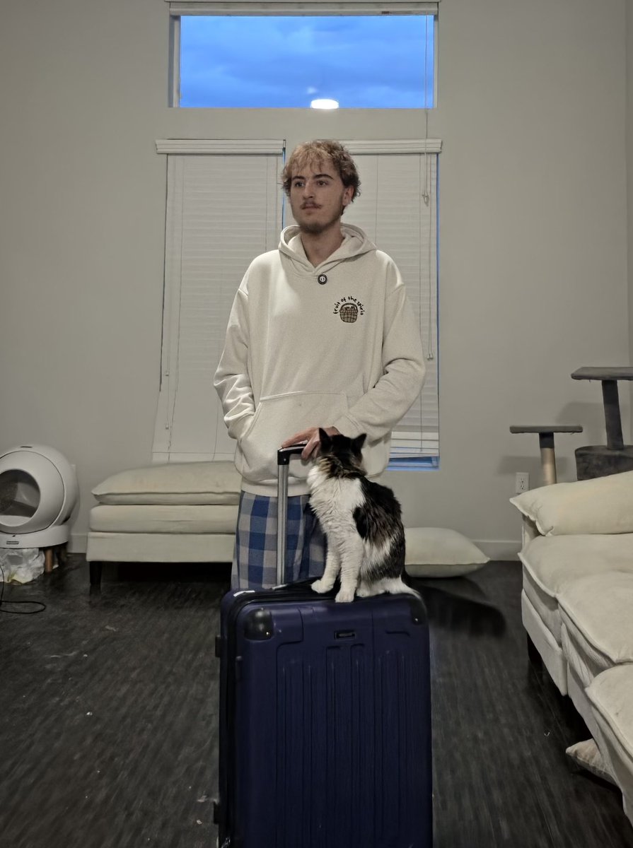 imZakeri's tweet photo. THE 2026 ZAKERI X LAS VEGAS ROADTRIP STARTS NOW!!

PULL UP!
https://t.co/55xaE3FTjW https://t.co/48vuuZCw3a