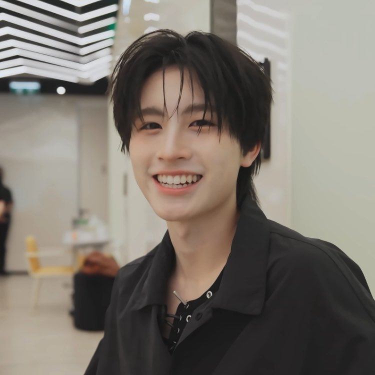 todayismyrjaa's tweet photo. นั่งมองเอแป๋วได้ทั้งวันเลย🥺🥺🥺🥺 https://t.co/Iaa7KyIwGC