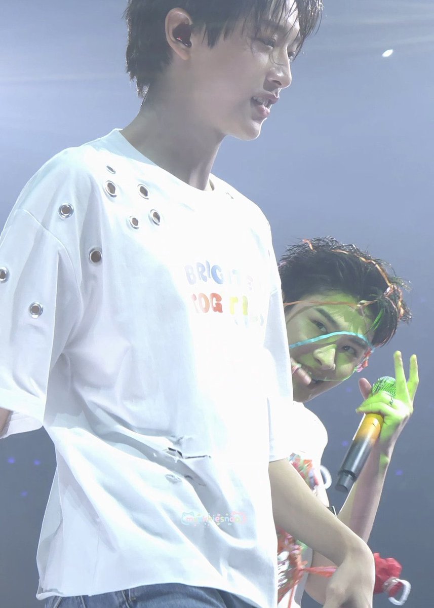 kh1ovele's tweet photo. มองแล้วมองอีกน้องก็ไม่ช่วย กูเดรส 😂🤣 52255255252252525252255225525225252525252252525522255252255 https://t.co/e0UcoTuegD