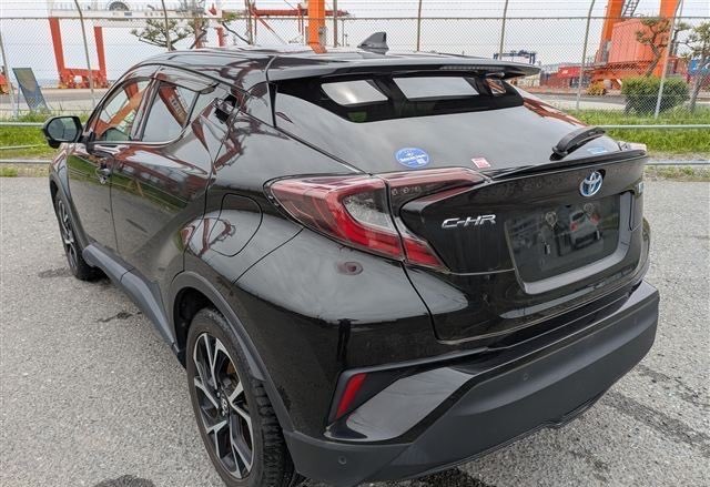 CarImportsUg's tweet photo. 2017 TOYOTA C-HR HV💥

⛽️ 1.8 L Petro | Auto | 2WD
 🇯🇵  Japan Import 
 🛣️ Mileage: 100,000 KM

 💰 Total Cost : 62M (Taxes Included)
 💰  Initial Deposit: 20M

   Call/DM For inquiries:
   0774106662💬0704816874
   https://t.co/YeWzdVpiYo
#OneTeam_oneSuccess #NBDUpdates https://t.co/s1ycYGZxOh