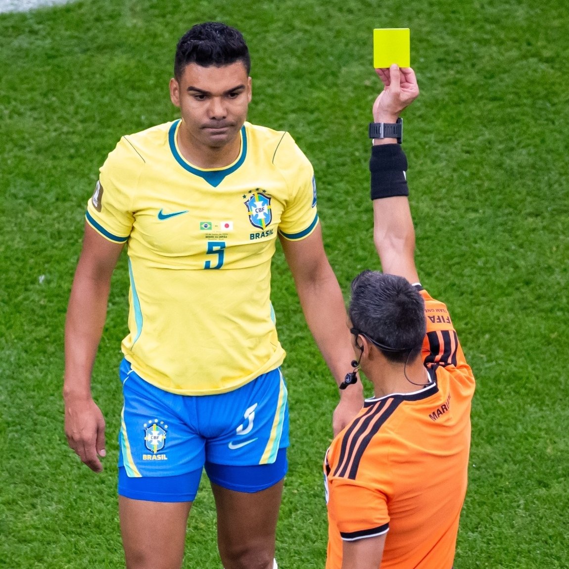 AcervoCharts's tweet photo. CBF fecha acordo e cartões amarelos terão propagandas. https://t.co/9x5bzjXZcJ