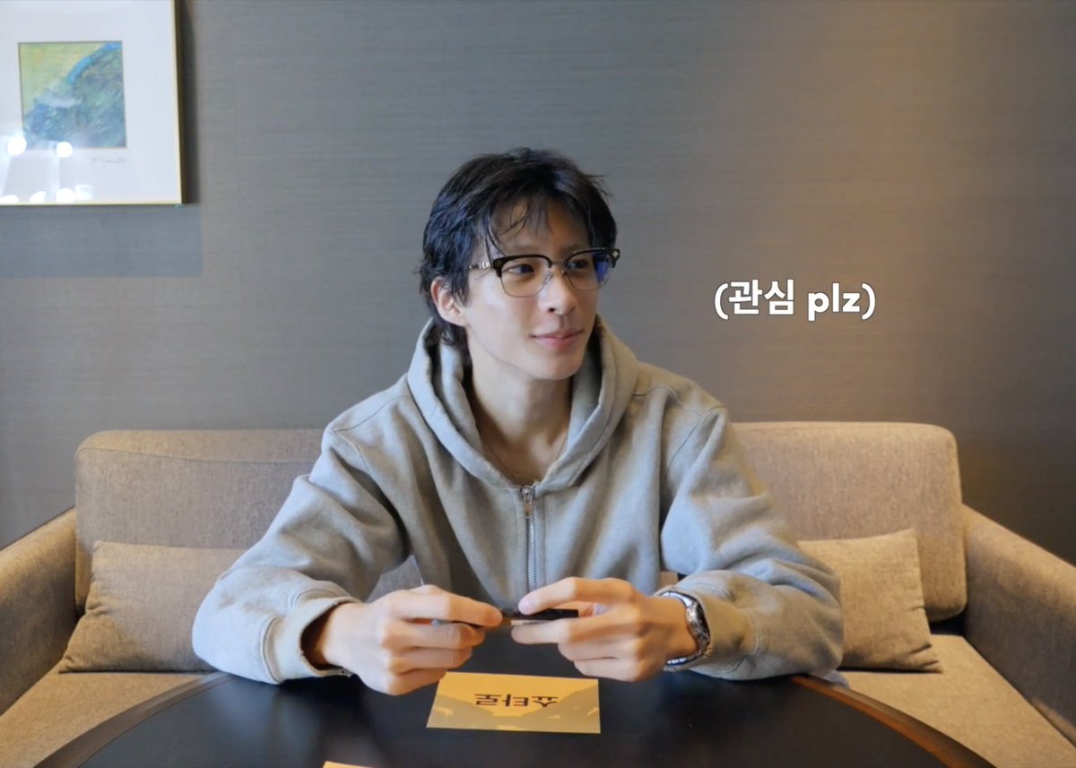my03lee's tweet photo. 🐶👓 https://t.co/EAuPTSf8gA