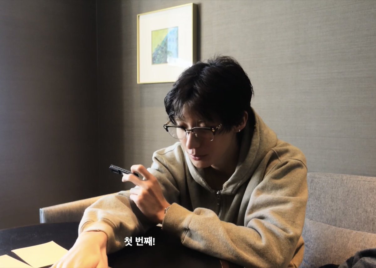 my03lee's tweet photo. 🐶👓 https://t.co/EAuPTSf8gA