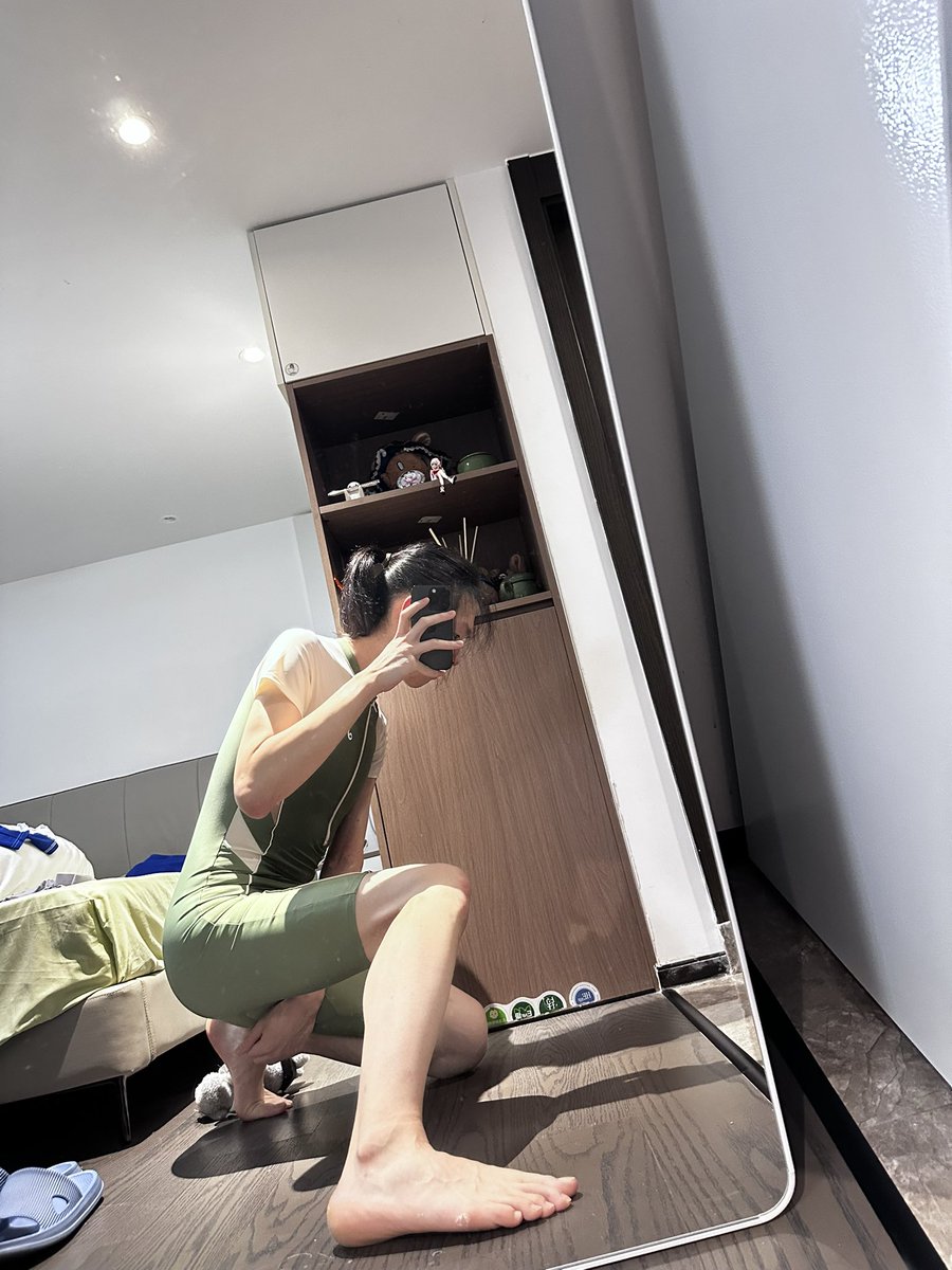 Kevi_Nya's tweet photo. 夏季特限#1（合集1/3）#泳装 #男の娘 #裸足 https://t.co/yvETnna0Or