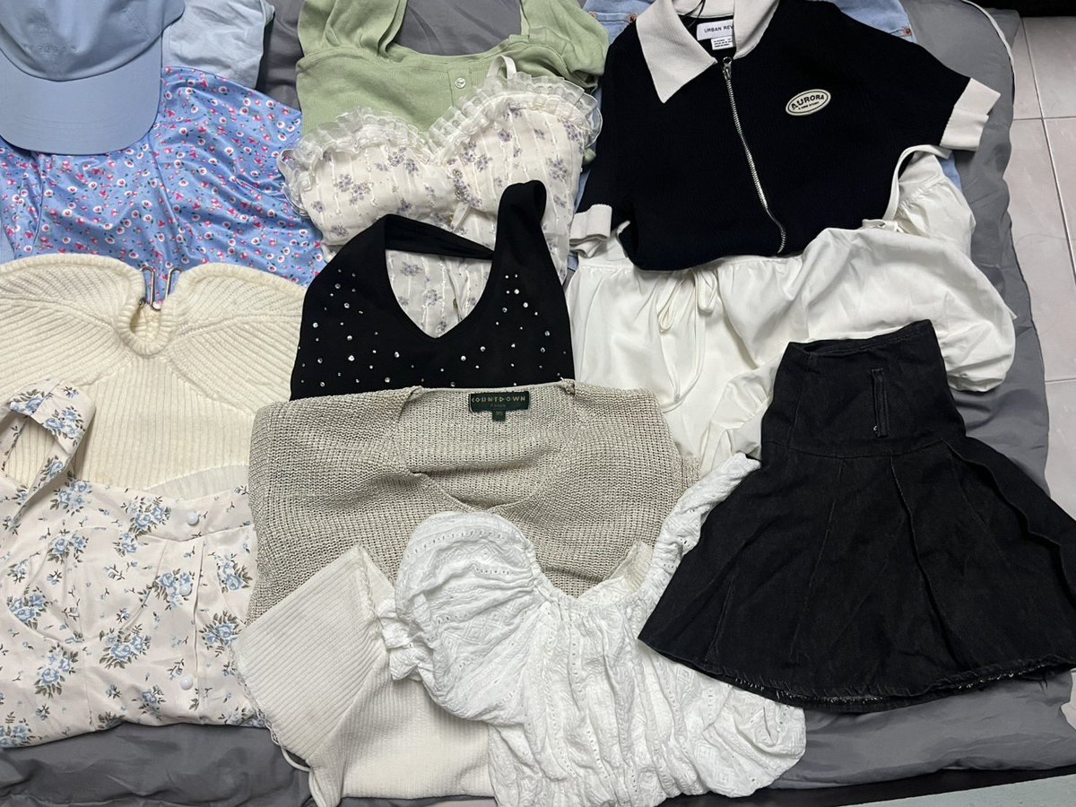 CYJ_lovely's tweet photo. ✮ ⋆  ส่งต่อเสื้อผ้างับ มีทั้ง used และ new ✮ ⋆ ˚｡𖦹
🛍️ ค่าส่งเหมาๆ 40 / ปักรี ( -5฿)
📩 CF  Dm 
ลง 31/7 2 ทุ่ม ค่ะ

#ส่งต่อเสื้อผ้า #ส่งต่อเสื้อผ้ามือสอง #เสื้อผ้ามือสอง #โล๊ะตู้เสื้อผ้า #เสื้อผ้ามือสองสภาพดี  #ส่งต่อเสื้อผ้ามือ2 #bemingbkk #ส่งต่อcintage #ส่งต่อstylist https://t.co/wdd62V4D4D