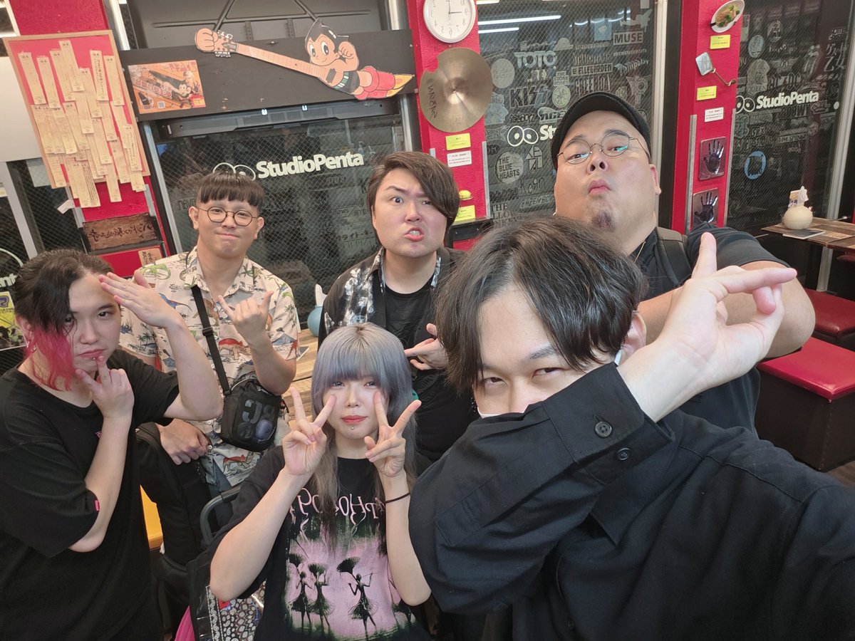 KL_ARISA's tweet photo. #感ロヂフェス2026
サキガケ・エルニーニョとコラボしま〜〜〜す🔥
11時15分〜11時40分
HEISTにて！
みんなカンロヂでサイエンスのトッパー終わったらそのまま下降りてくるのだ！！！

激アツリハしてきた！
お楽しみに！！ https://t.co/l7mkJhgKck