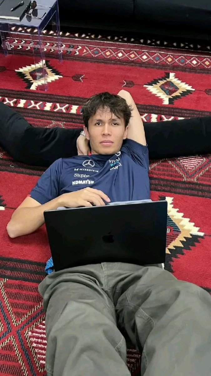 lecomptedelee's tweet photo. These’re my favorite meme types of Alex’s 😭😭 We can use them in any situation https://t.co/zmz2CCyhX0