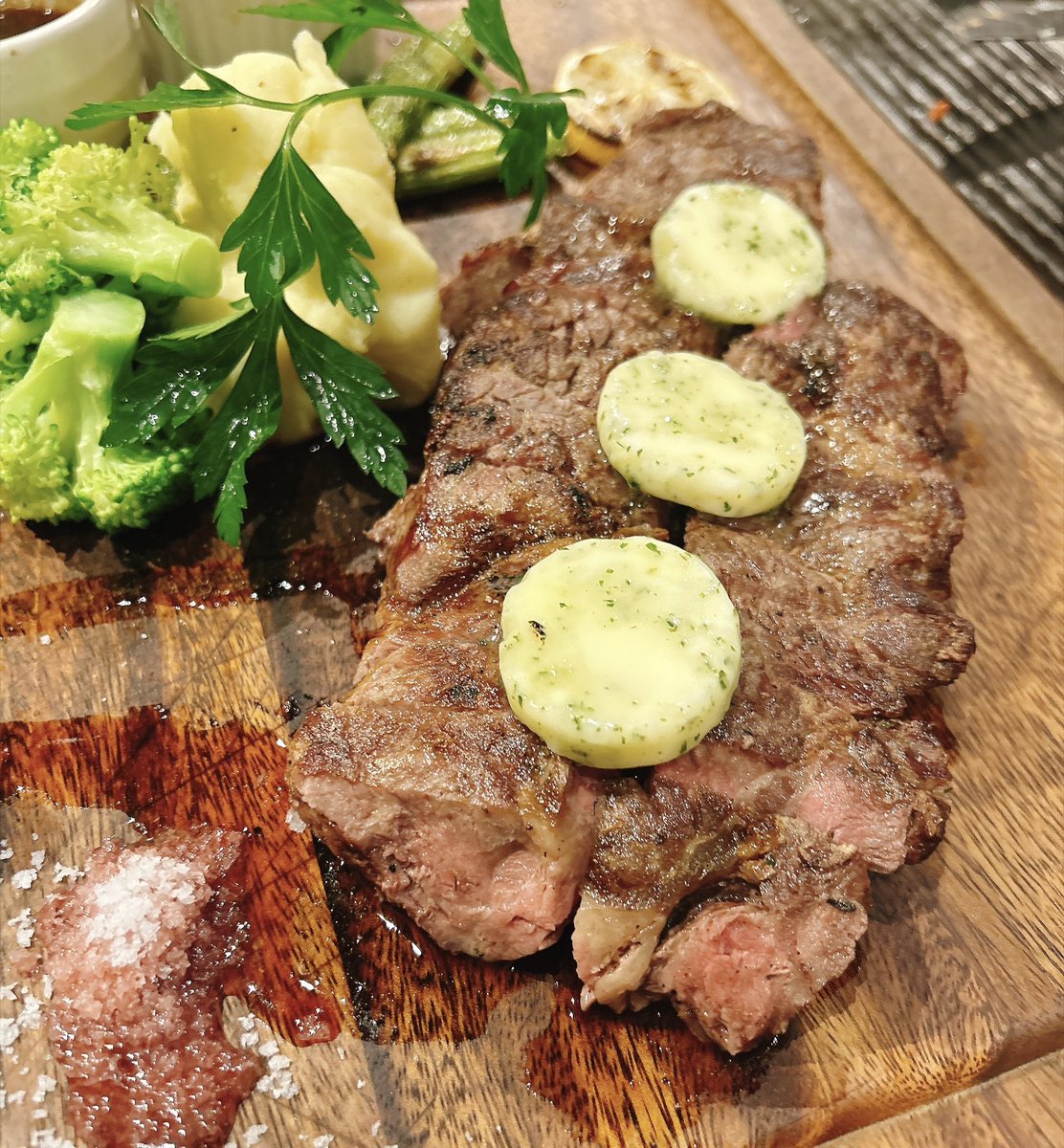 Puku_LL's tweet photo. うまい肉食べてきた！ https://t.co/thUPnKAcUS