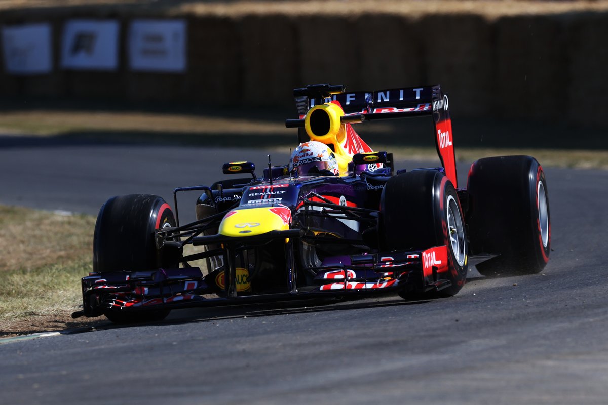 redbullracing's tweet photo. Here are the Yuki photos you asked for 💌

#F1 || #RedBullRacing https://t.co/2T1micmsw8