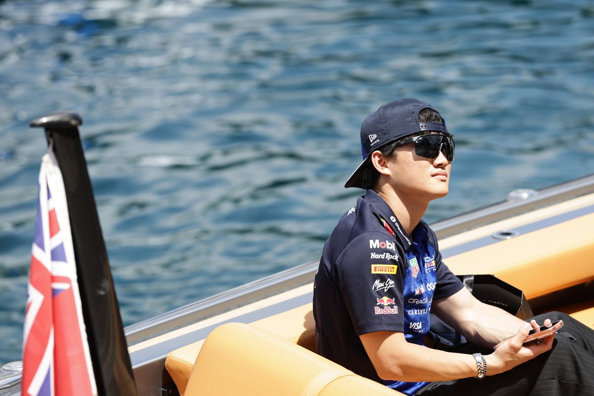 redbullracing's tweet photo. Here are the Yuki photos you asked for 💌

#F1 || #RedBullRacing https://t.co/2T1micmsw8